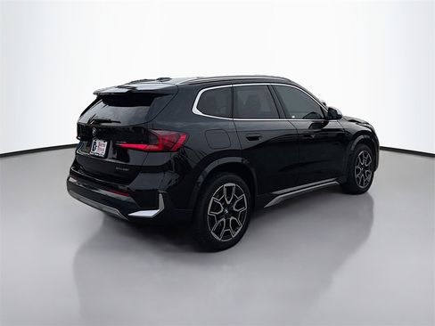 Used 2024 BMW X1 xDrive28i w/ Technology Package image 7