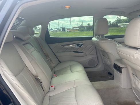 Used 2015 INFINITI Q70 L 3.7 w/ Deluxe Touring Package image 19