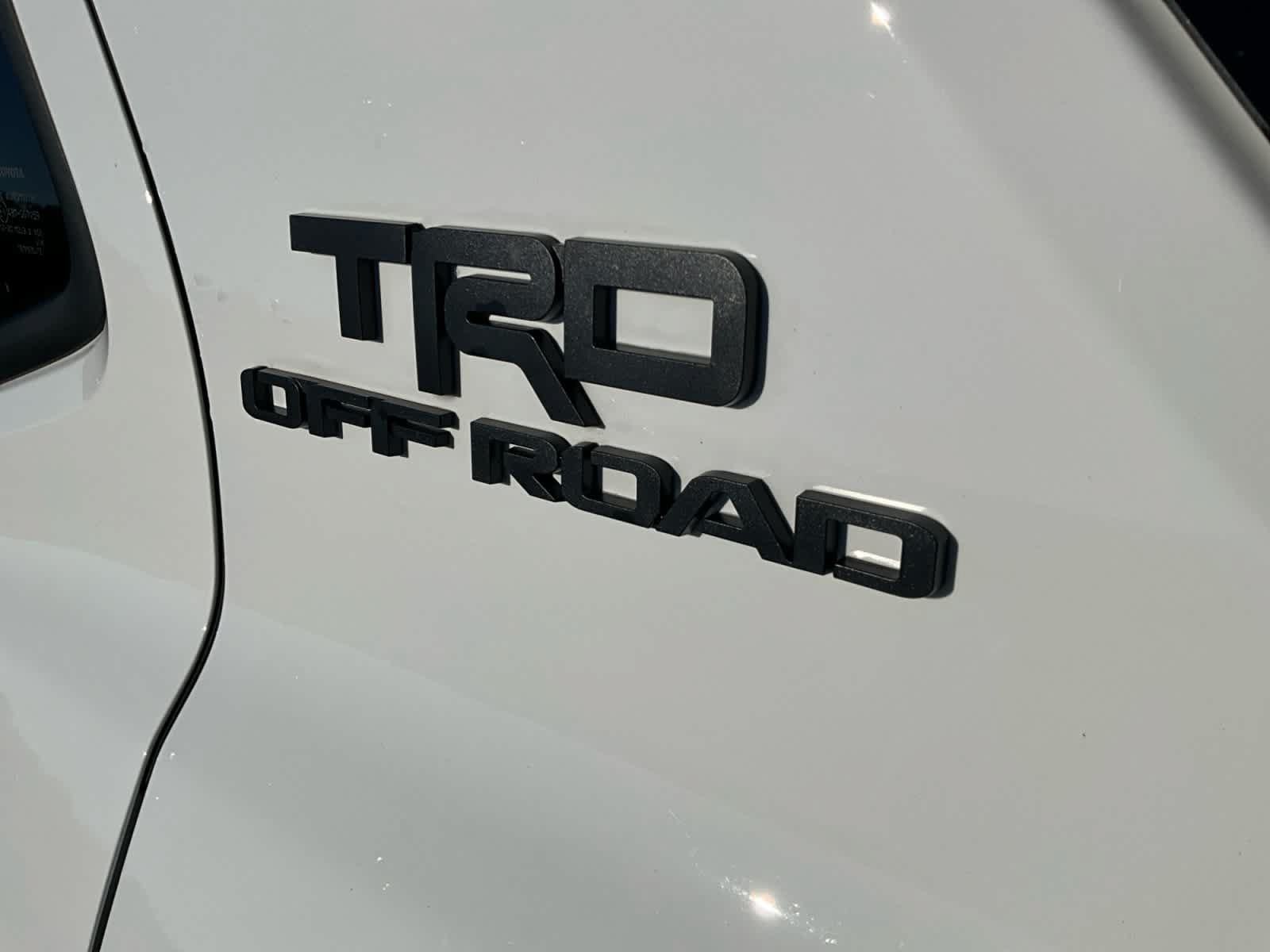 Used 2025 Toyota 4Runner TRD Off-Road Premium AWD/4WD image 17