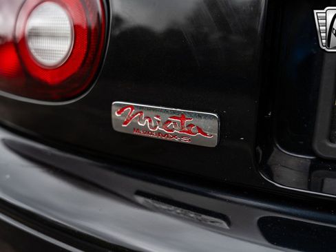 Used 1994 MAZDA MX-5 Miata image 14