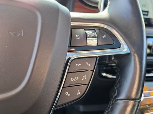 Used 2023 Lincoln Nautilus Reserve w/ Luxury Package image 26