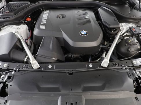 New 2026 BMW 530i xDrive w/ Premium Package AWD/4WD image 24