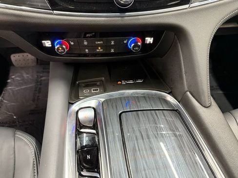 Used 2022 Buick Enclave Essence w/ Experience Buick Package image 22