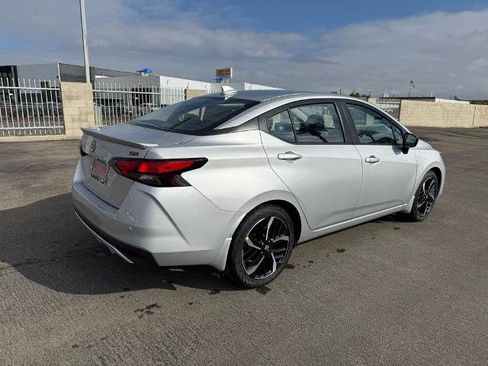 New 2025 Nissan Versa SR w/ Trunk Package image 6