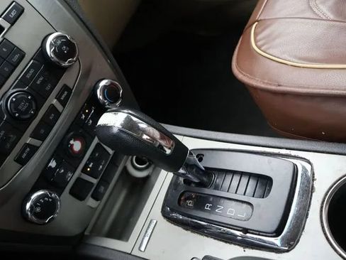 Used 2012 Ford Fusion SE FWD image 27