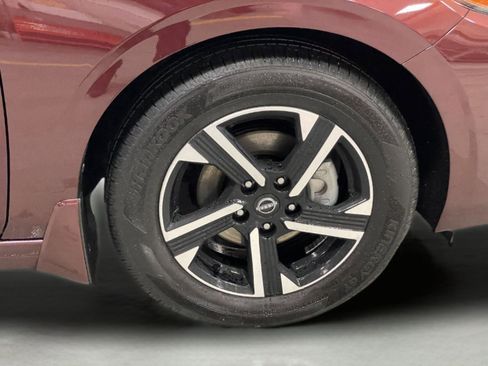 Used 2025 Nissan Sentra SV w/ All-Weather Package image 9