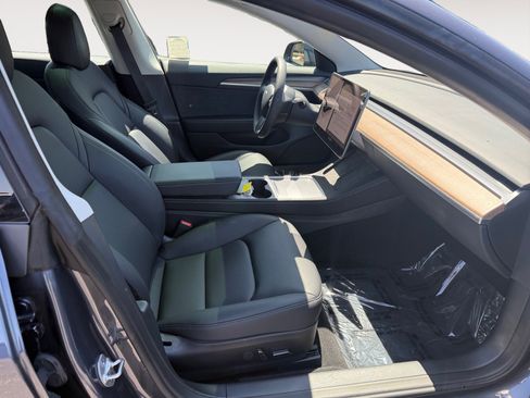 Used 2022 Tesla Model 3 RWD image 19