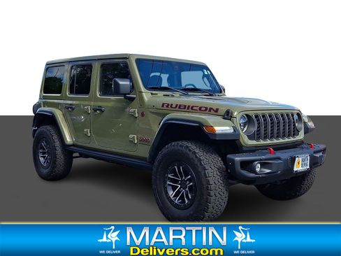 Used 2025 Jeep Wrangler Unlimited Rubicon AWD/4WD image 1