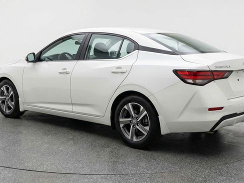 Used 2025 Nissan Sentra SV FWD image 6