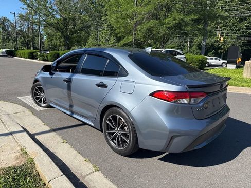 Used 2022 Toyota Corolla LE w/ Carpet Mat Package (TMS) FWD image 5