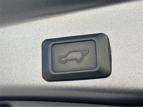 Used 2024 Toyota RAV4 XSE image 21