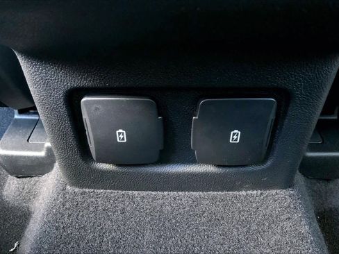 New 2026 Lincoln Corsair Premiere image 18