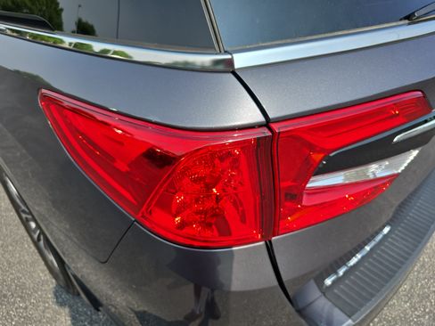Used 2024 Honda Odyssey EX-L image 33