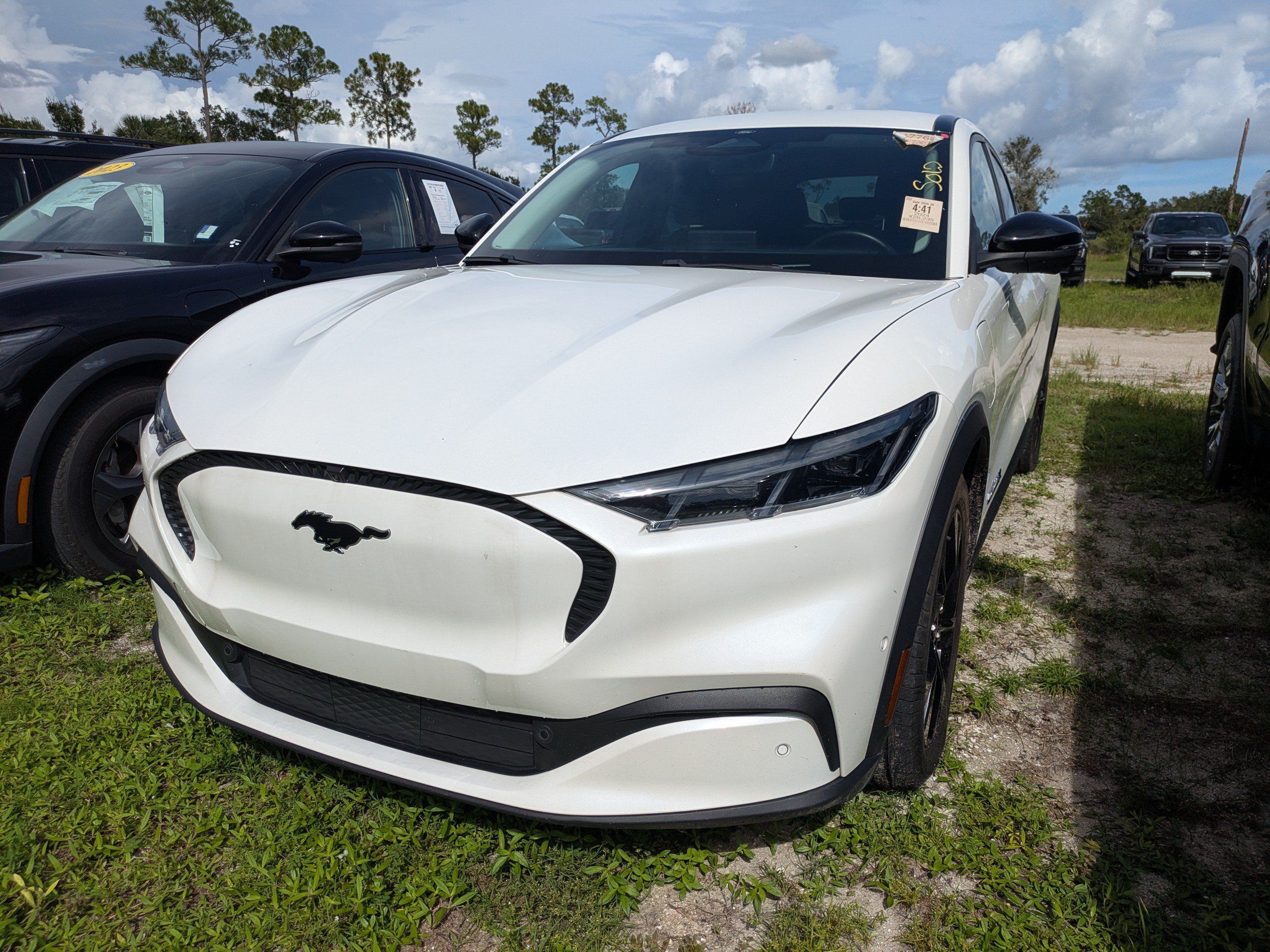 Used 2024 Ford Mustang Mach-E Select AWD/4WD image 4