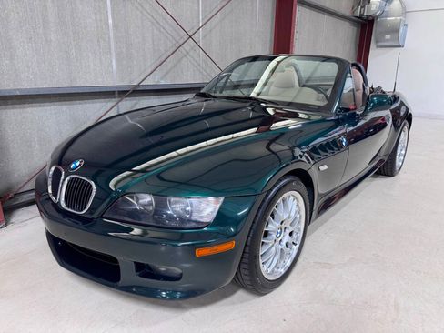 Used 2001 BMW Z3 3.0i RWD image 3