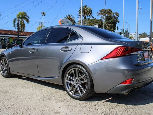 Used 2018 Lexus IS 300 F Sport RWD image 3
