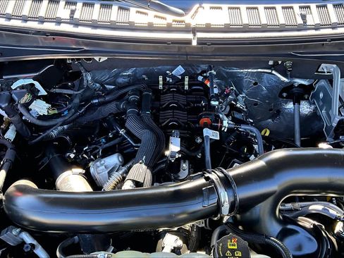 Certified 2023 Ford Expedition Platinum image 32