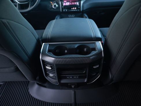 New 2026 RAM 1500 4x4 Crew Cab image 28