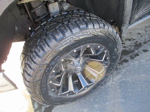 Used 2020 GMC Sierra 1500 SLT image 10