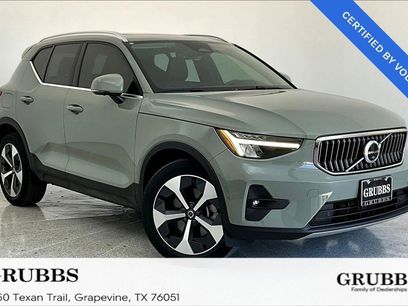 Used 2023 Volvo XC40 B5 Plus w/ Driver Assist Package