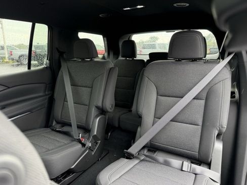 New 2026 Chevrolet Traverse LT w/ Driver Confidence Package image 21