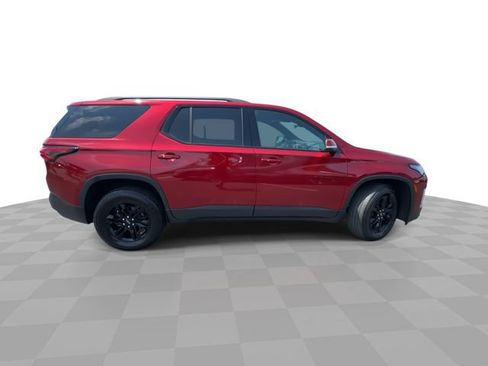 Used 2023 Chevrolet Traverse LT FWD image 9