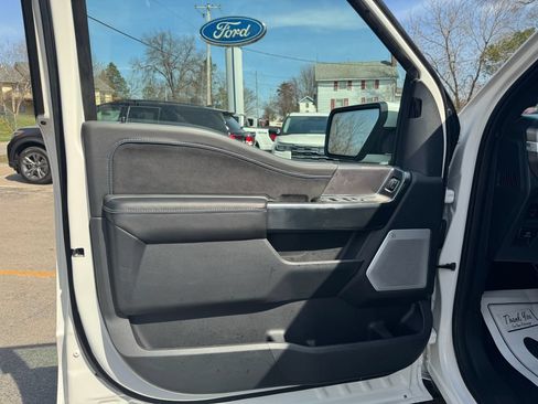 Used 2025 Ford F150 Platinum w/ Equipment Group 702A High AWD/4WD image 21