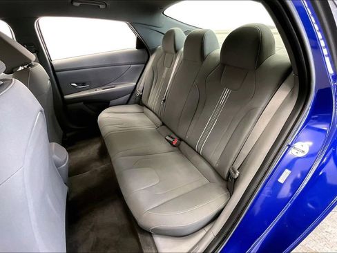 Used 2022 Hyundai Elantra SEL w/ Convenience Package image 25