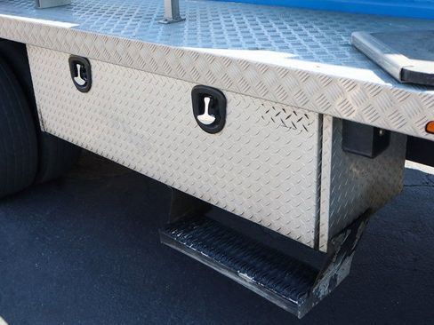 Used 2019 Ford F650 2WD Regular Cab Super Duty image 45