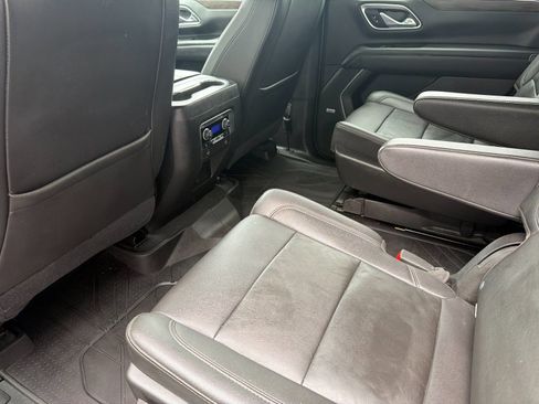 Used 2021 Chevrolet Tahoe LT w/ LT Signature Package AWD/4WD image 11