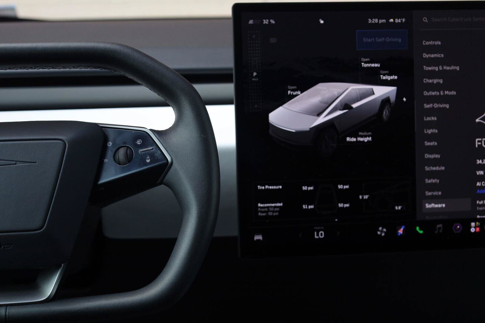 Used 2024 Tesla Cybertruck AWD Crew Cab image 35