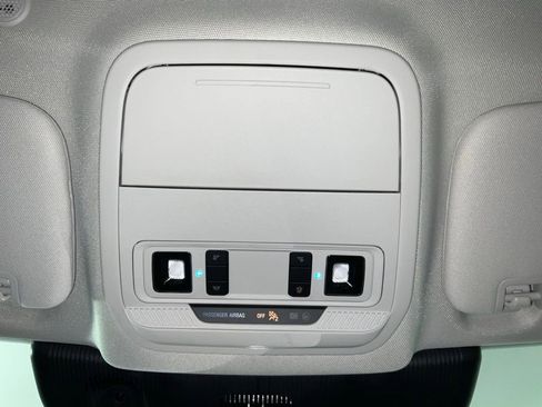 New 2026 Ford Explorer Active w/ Active Comfort Package RWD image 22