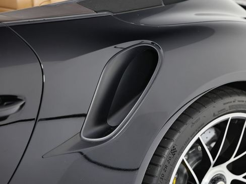Certified 2019 Porsche 911 Turbo AWD/4WD image 17
