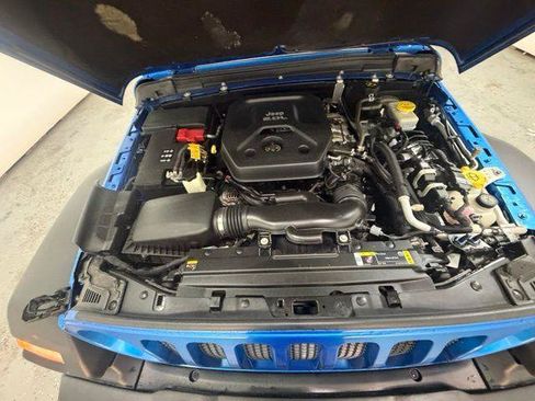 Certified 2022 Jeep Wrangler Unlimited Sport AWD/4WD image 14