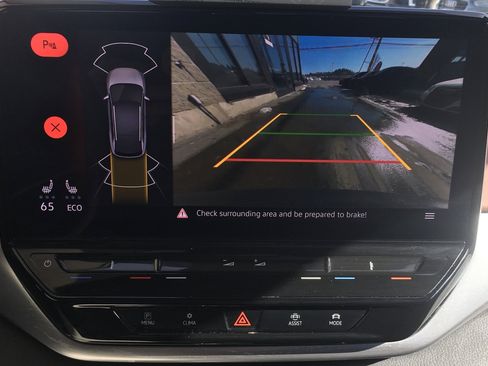 Certified 2022 Volkswagen ID.4 Pro S image 10