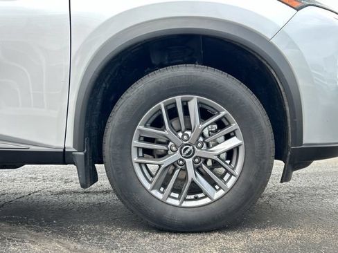 Used 2025 Nissan Rogue S AWD/4WD image 58