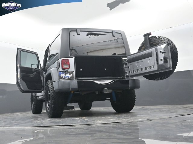 Used 2015 Jeep Wrangler Sport AWD/4WD image 30