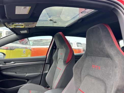 New 2025 Volkswagen GTI SE image 19