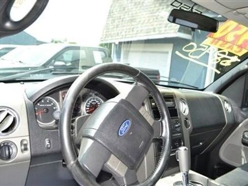 Used 2004 Ford F150 XLT AWD/4WD image 12