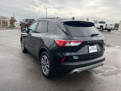 Used 2021 Ford Escape SEL image 9