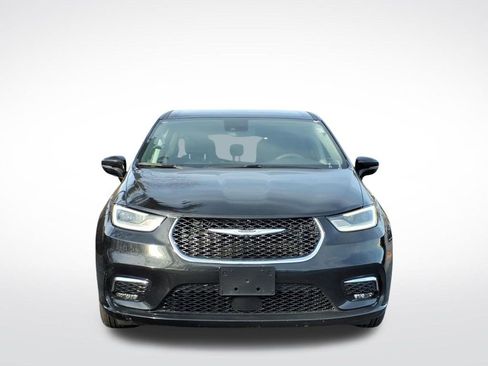 Used 2024 Chrysler Pacifica Select image 34