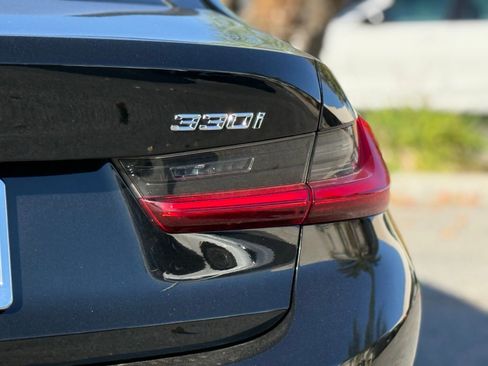 Used 2021 BMW 330i Sedan image 14