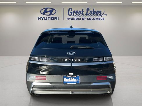 Certified 2025 Hyundai Ioniq 5 SE image 4