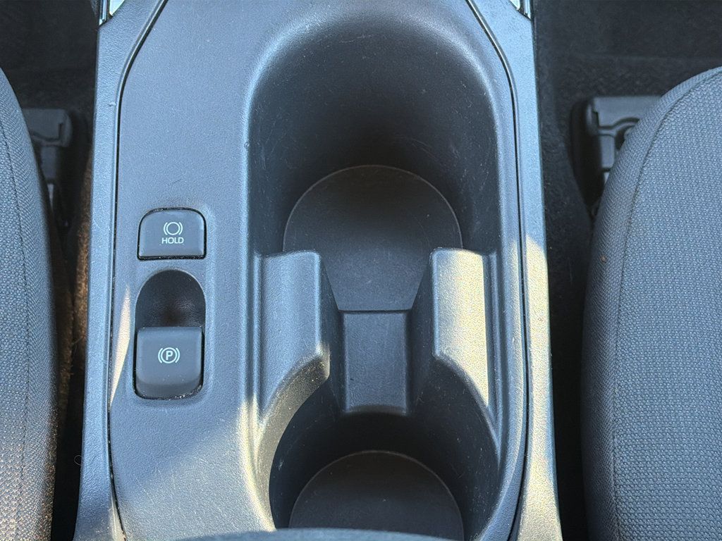 Used 2024 Toyota Corolla LE FWD image 18