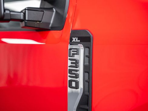 Used 2024 Ford F350 XL w/ XL Chrome Package image 17