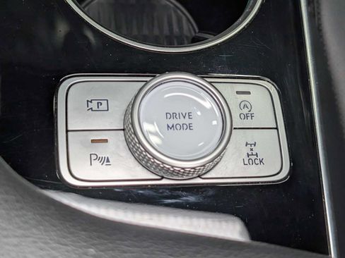 Used 2025 Genesis GV80 2.5T Standard AWD/4WD image 27