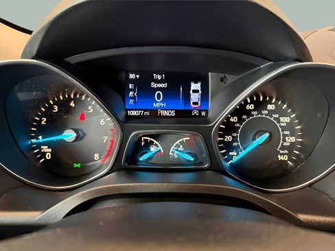 Used 2017 Ford Escape SE FWD image 20