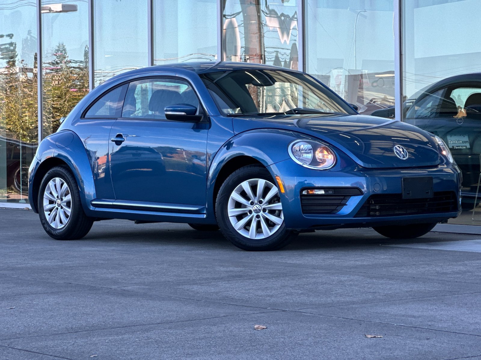 Used 2019 Volkswagen Beetle 2.0T S FWD image 2