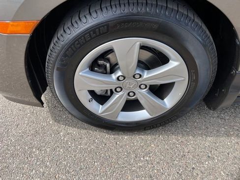 Used 2018 Honda Odyssey EX-L image 9