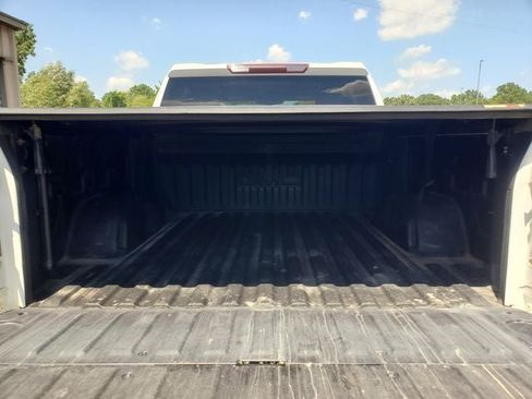 Used 2022 GMC Sierra 1500 Elevation w/ LPO, Elevation Black Package AWD/4WD image 31